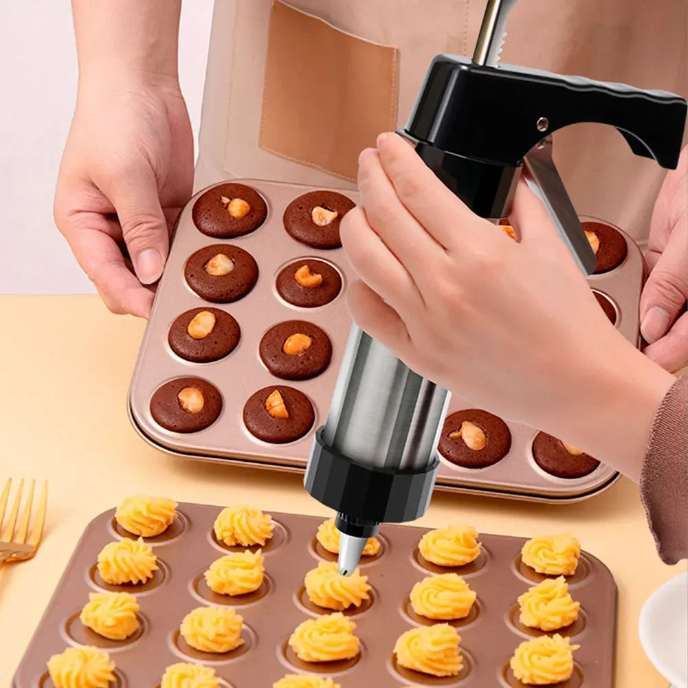 Cookie Press Gun and Icing Set Christmas Spritz Alloy Churro Maker With 4 Pastry Tip 20 Discs Biscuit Mold Tool Maker Machine